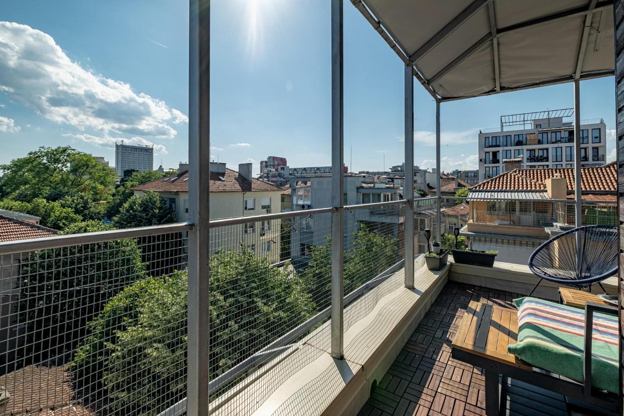 Historic Central Place With Paid Parking Varna Extérieur photo